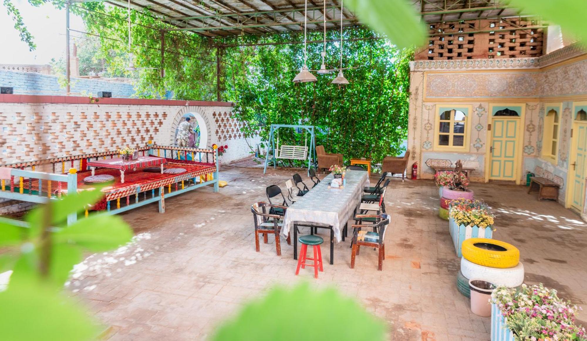 New Dap Hostel Turpan Bagian luar foto